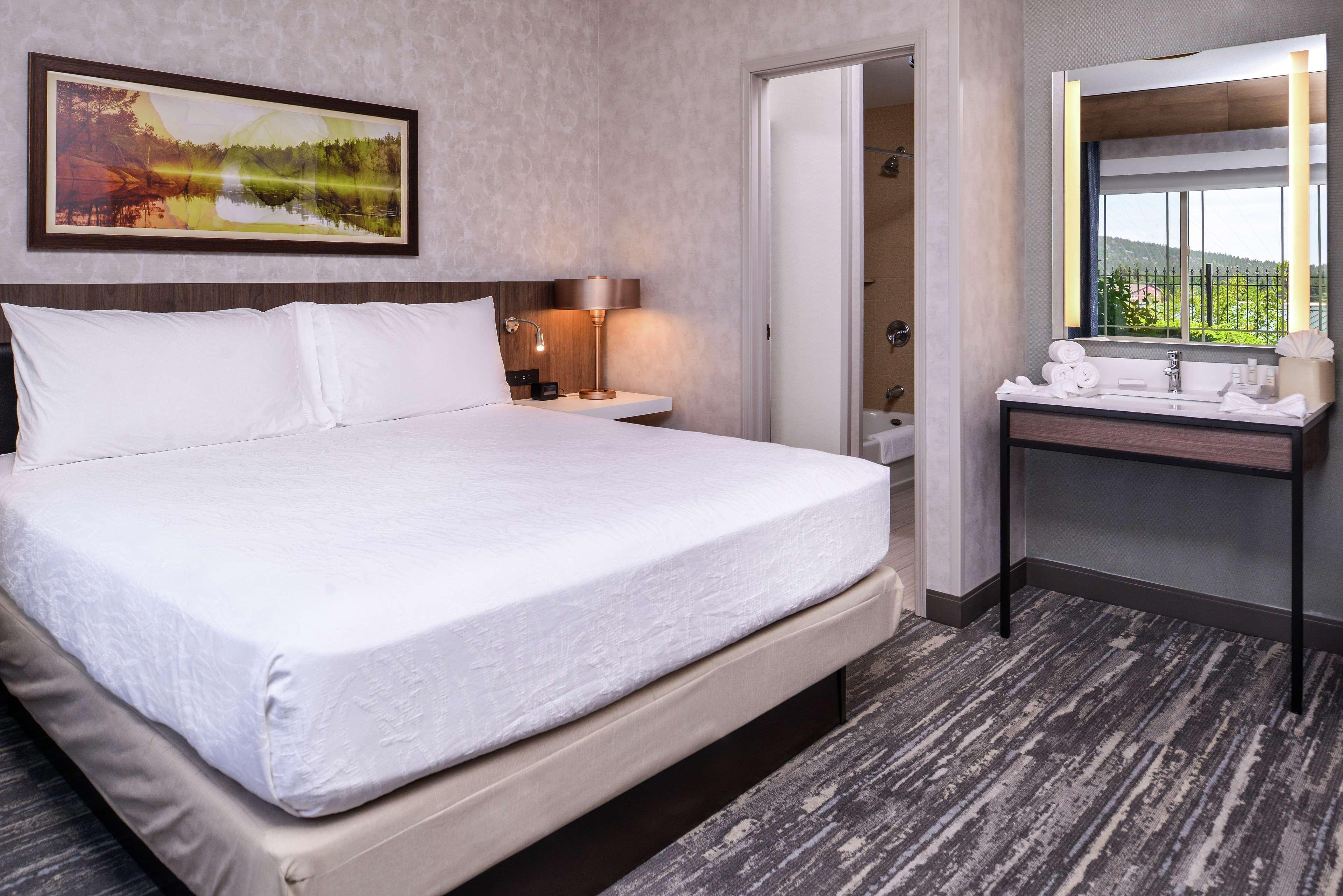 Hilton Garden Inn Бенд Екстериор снимка