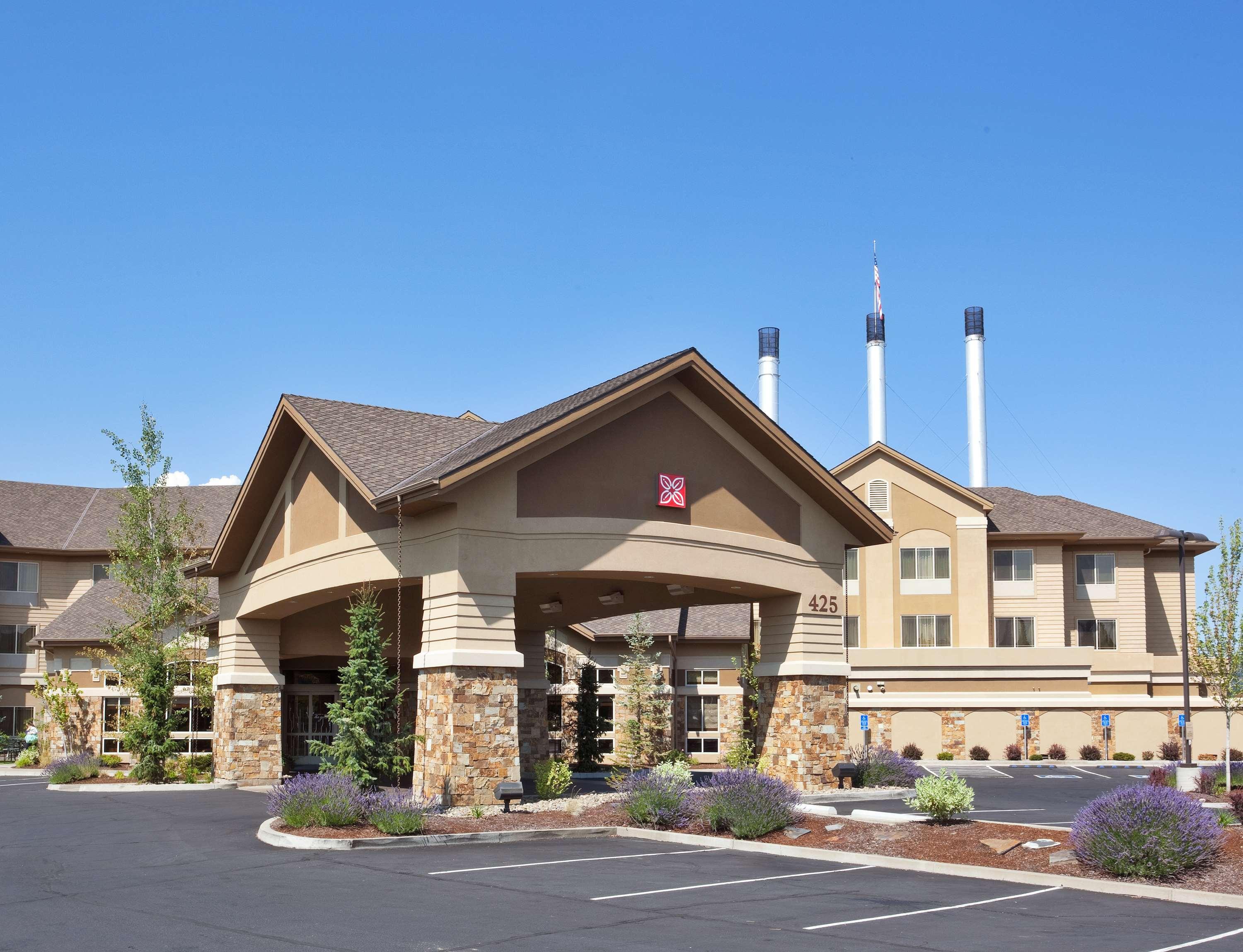 Hilton Garden Inn Бенд Екстериор снимка