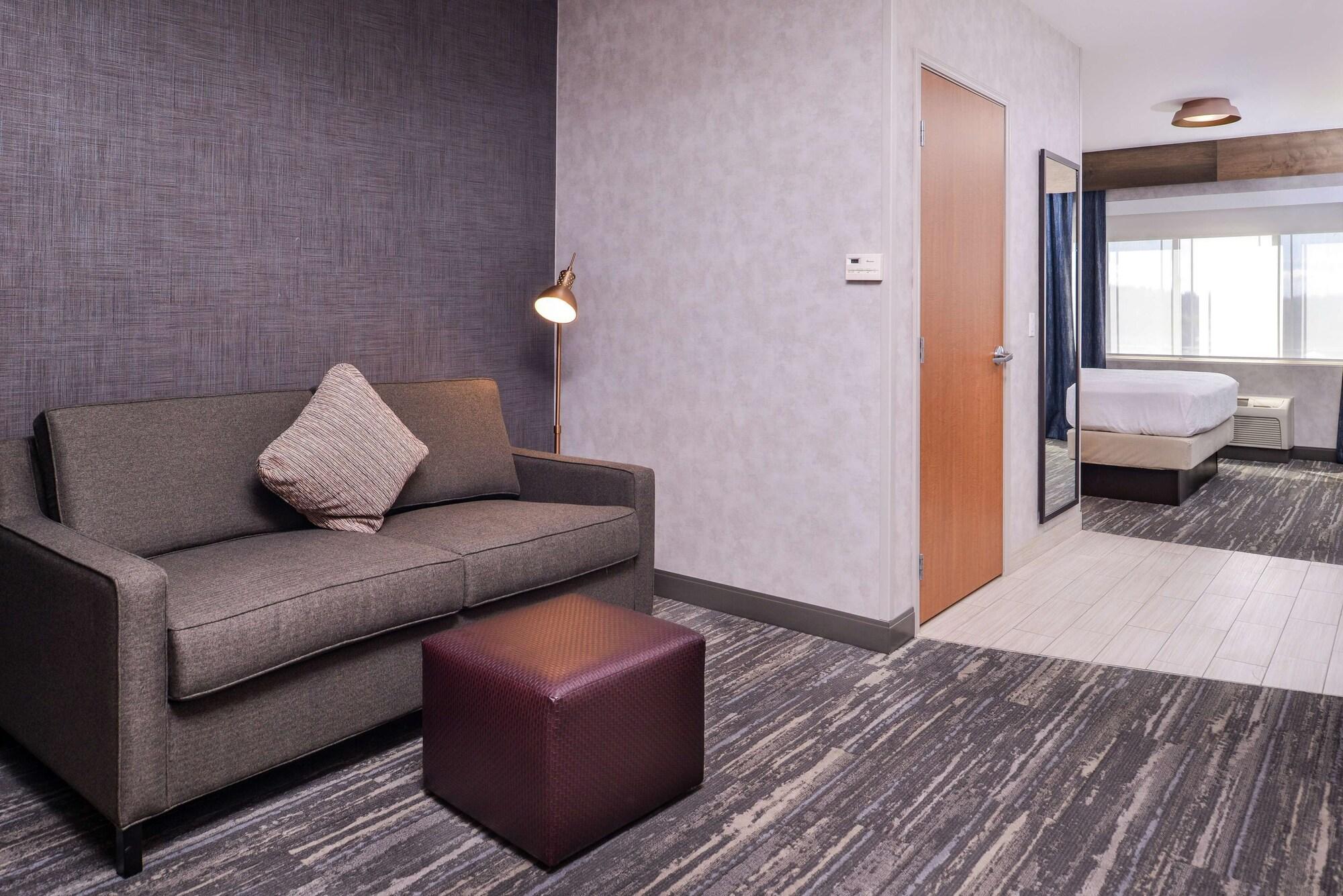 Hilton Garden Inn Бенд Екстериор снимка